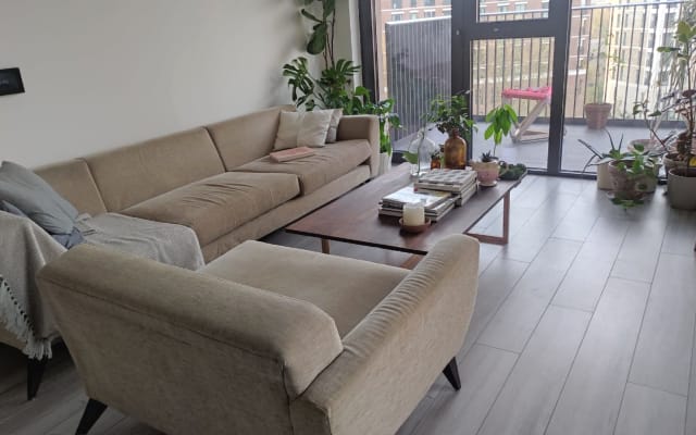 New & artistic flat in the core of Elephant & Castle