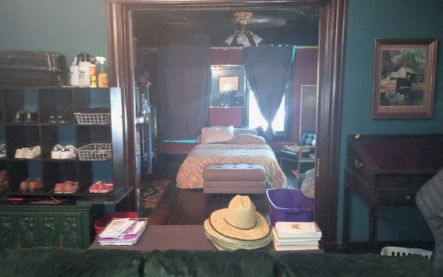 Quirky and Convenient: Master Suite - Picture 2