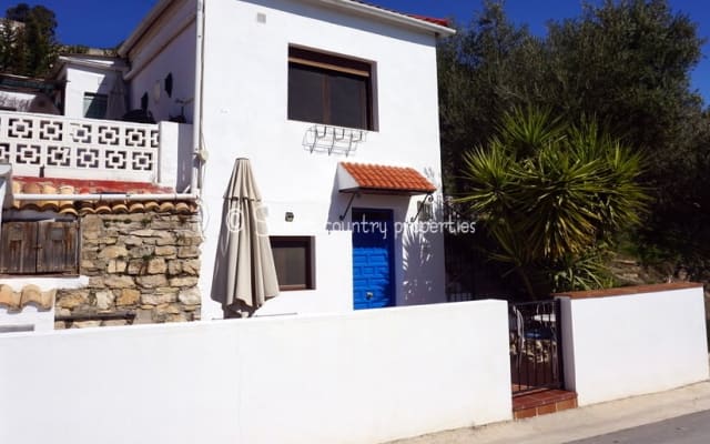 Casa con due camere da letto, self catering, terrazza privata. Grande...