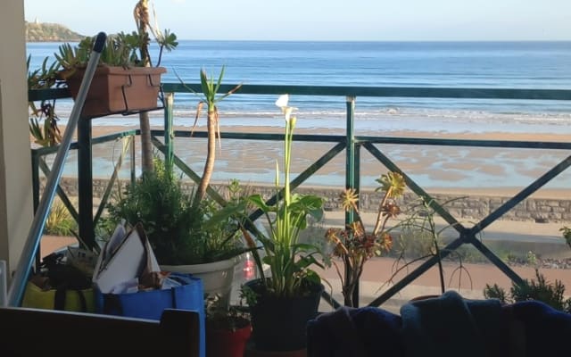 Exclusive beachfront apartment