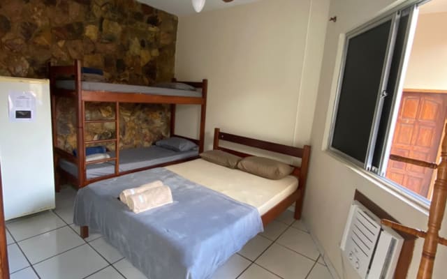 Suiten für bis zu 4 Personen auf der Seite der Ponta do Atalaia