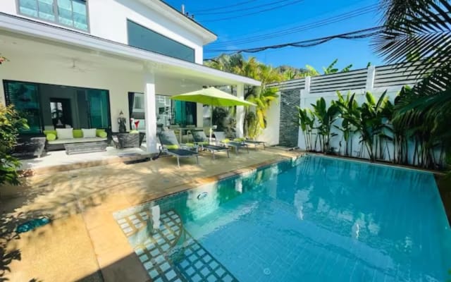 Villa Green Oasis - 2 camere da letto Casa con piscina