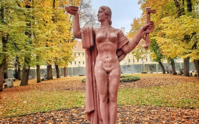 Nudistas - localidade de Bankya, distrito de Sófia