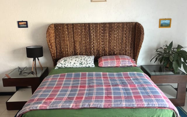 Very comfortable and quiet bedroom in Cuernavaca Morales