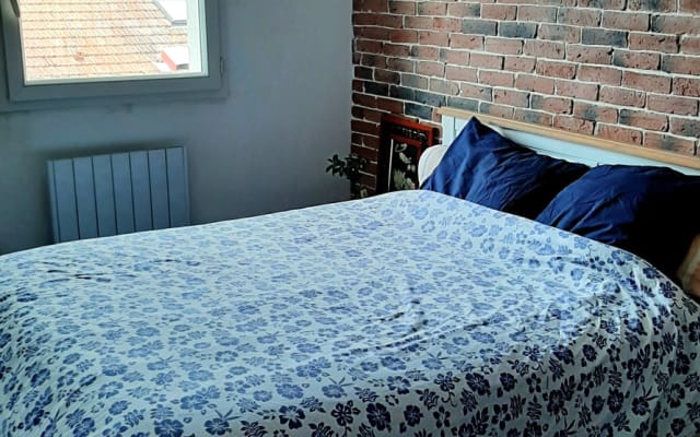 Quarto confortável num apartamento em Bègles