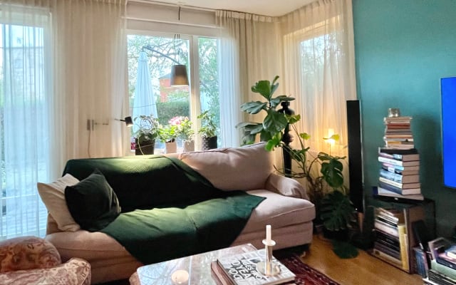 Modern townhouse in lush surroundings, comfortable distance to city - Picture 8
