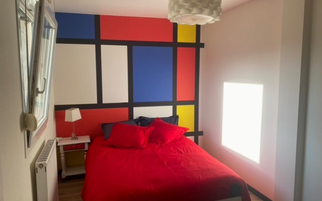 Grazioso appartamento nuovo, ingresso indipendente, parcheggio
