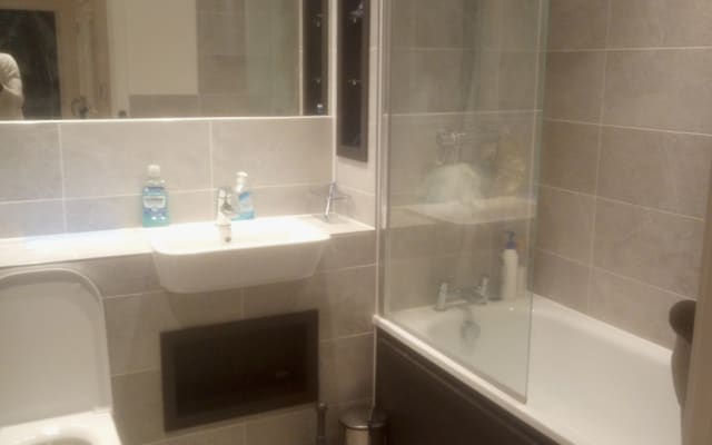 Este é um apartamento bonito - 20 minutos de comboio até à Ponte de...