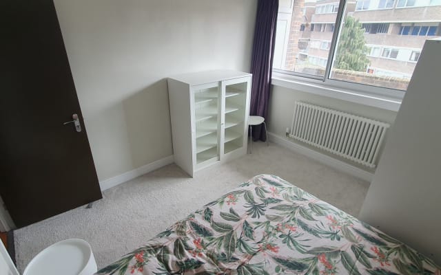 Beautiful flat in a council flat building in Clerkenwell, very central