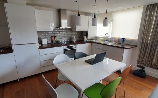 Beautiful flat in a council flat building in Clerkenwell, very central