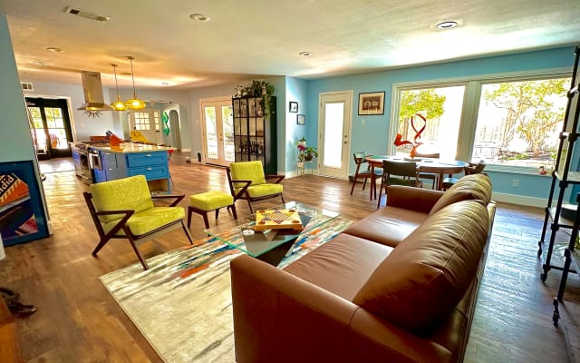 Urban Oasis... Rm 2 - Picture 7