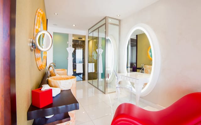 Hotel Mousai Puerto Vallarta Suite. Entspannen und genießen Sie den...