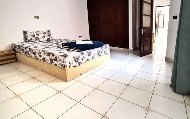 Ruhiges, helles Doppelzimmer im Herzen von Mindelo