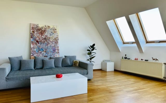 Helles Loft im angesagten Neukölln