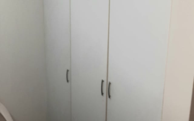 Apartamento espaçoso no centro da cidade, na avenida principal