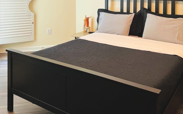 Cama/banho privada em Buckhead - Roupa opcional