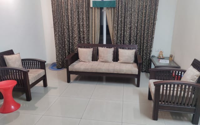 Es un bonito apartamento cerca de la estación de tren de Mysore...
