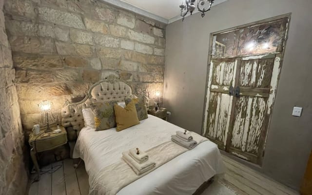 Love Story Guest House in Paul Roux SA