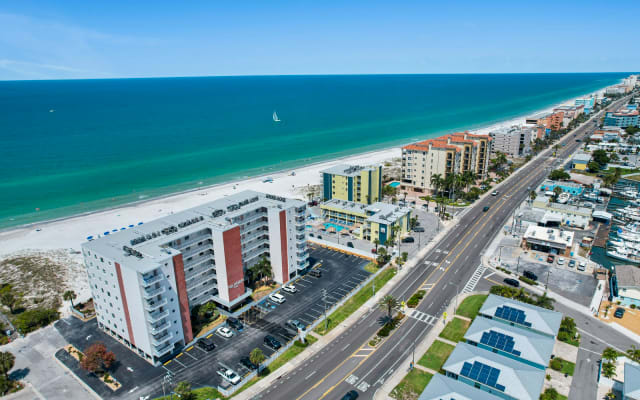 Madeira Beach Unidad frente a la playa-Lotes de espacio-Amenities...