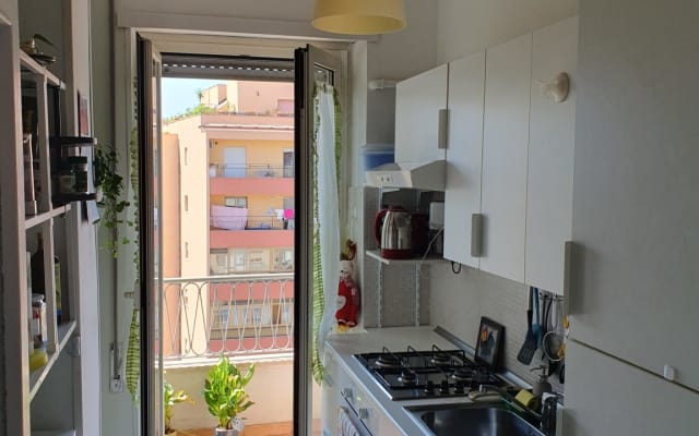 Cosy, functional and well-connected apartment with a friendly host