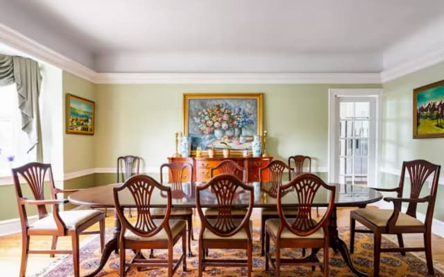 Kun's listing on misterb&b - Formal dining room