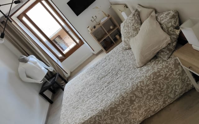 Chambre et salle de bain privées dans notre maison de ville