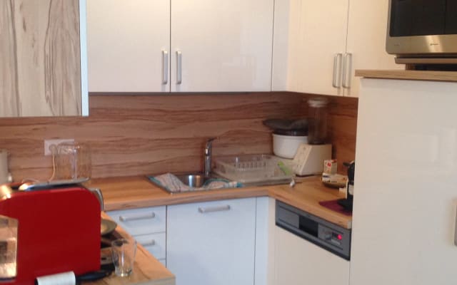 Geräumige Wohnung im Erdgeschoss. Max 4Personen. 2 Termine möglich