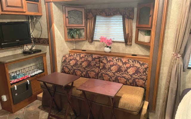 Nettes kleines Wohnmobil in der Nähe von Gulfport.