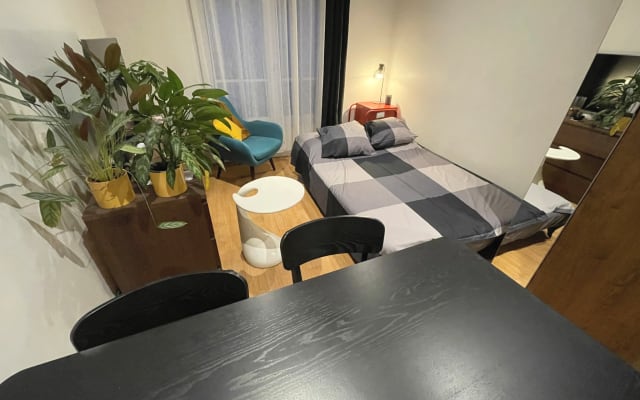 Nice and cozy apartment nearby a metro station