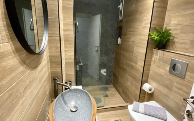 Studio di cristallo - fuga dal centro