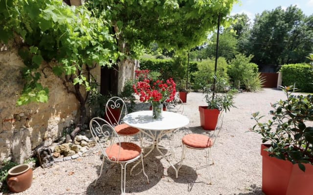Gîte "Le Chai" 2,4,6pers with swimming pool and naturist spa - Picture 2