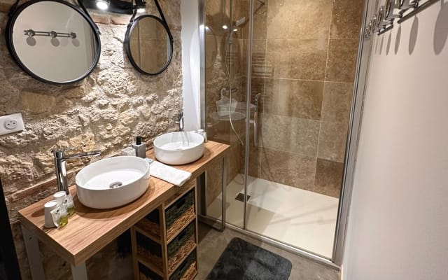 Gîte "Le Chai" 2,4,6pers with swimming pool and naturist spa - Picture 5