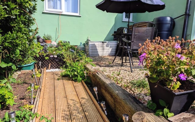 Maggie's Place is a delightful one bedroom ground floor flat