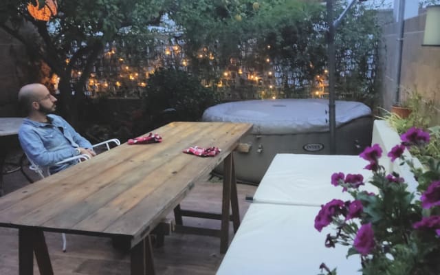 Casa tranquila com terraço e jacuzzi