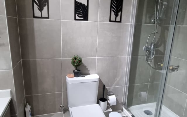 Apartamento novo, moderno, bonito e confortável, no centro de Santiago.