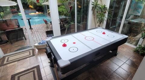 GAY Oasis IN NOLA with a Private Pool & Spa (Clothing Optional :-)