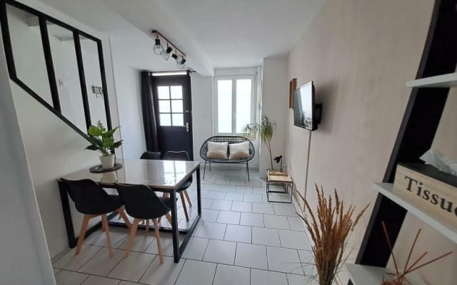 furnished house "la Lillebonnaise" in the heart of the Roman city