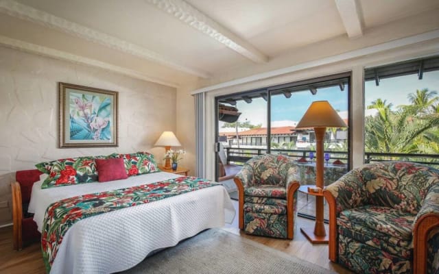 Prime Kona Condo : Vues spectaculaires, près de la ville ! Piscines...