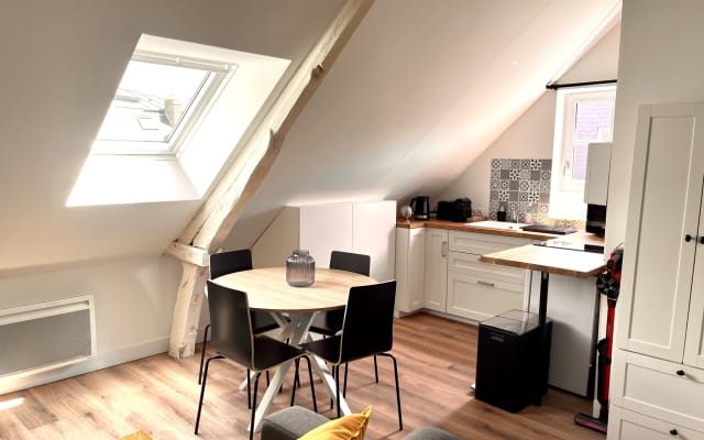 Studio au 4eme étage au pied du Vieux Port