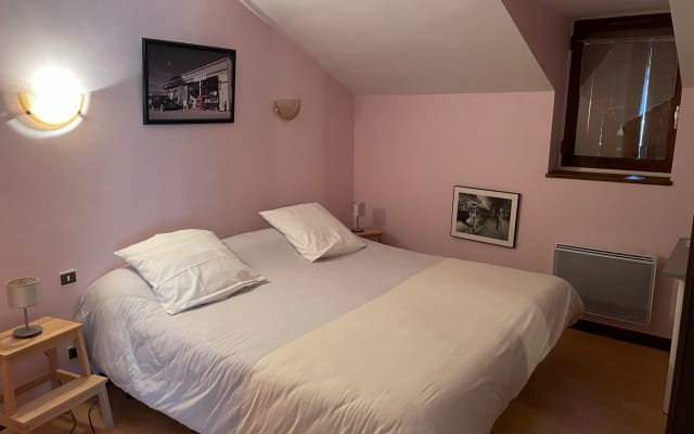 Our Room N°1
14 m2, separable double bed 180x200