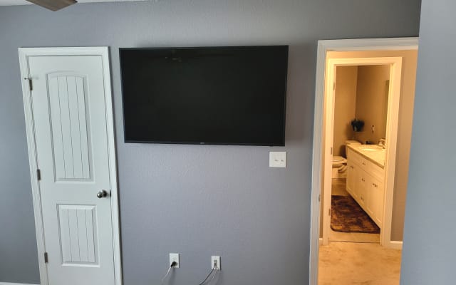 New Home built in Aug 2022. Two story 4 bedrooms 2.5 baths. Spacious.