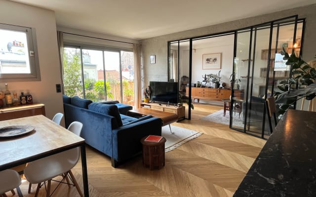 Superbe appartement au cœur de Belleville avec vue
