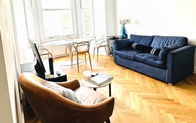1 Bedroom in shared apartment. Chelsea. Renovated flat