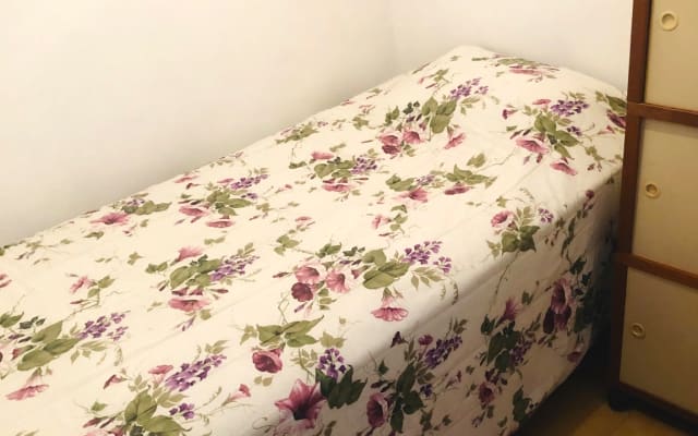 Room in cozy duplex apartment in Curitiba