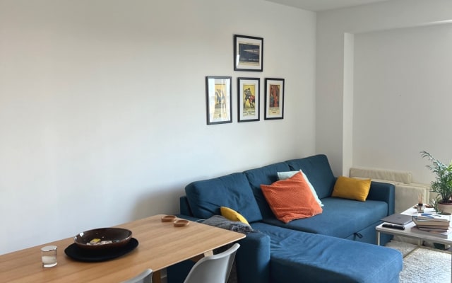 King Size bed in Canning Town