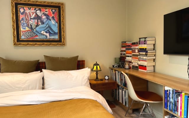 Cosy Creative East London Flat
