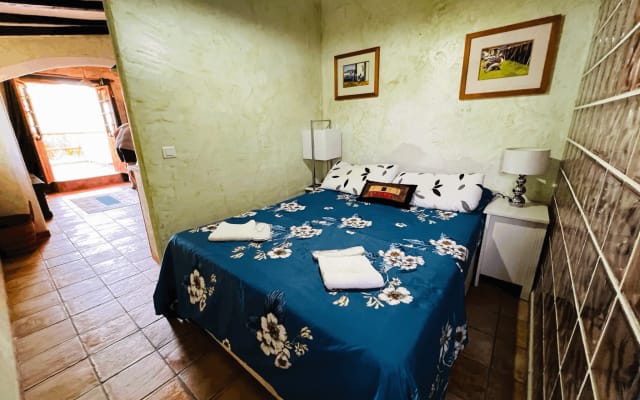 Elegant apartment. Old rural house MOLINO, 5 min. from the beach.