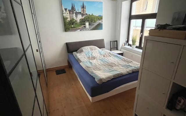 Quarto com colchão de água na bela zona sul da cidade