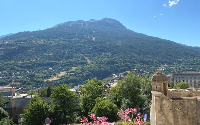 Chambre avec vue dans la Cité Vauban