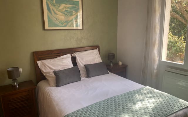 Les Nymphes - Bed & Breakfast Villa CéGi only gay & naturist